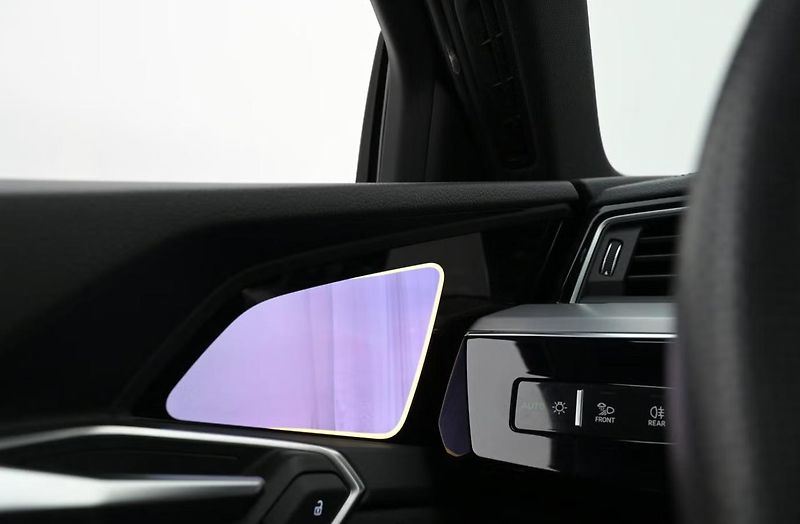 Audi Q8 e-tron 55 Q S-Line SoH 94% 360k Pano  - fotka 13 z 24