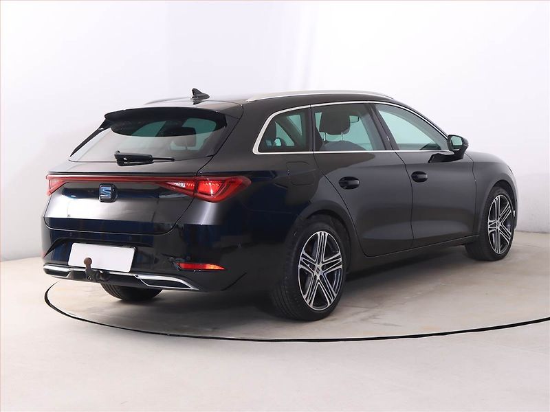 Seat Leon (2023) Xcellence 2.0 TDI, Automat - fotka 5 z 22