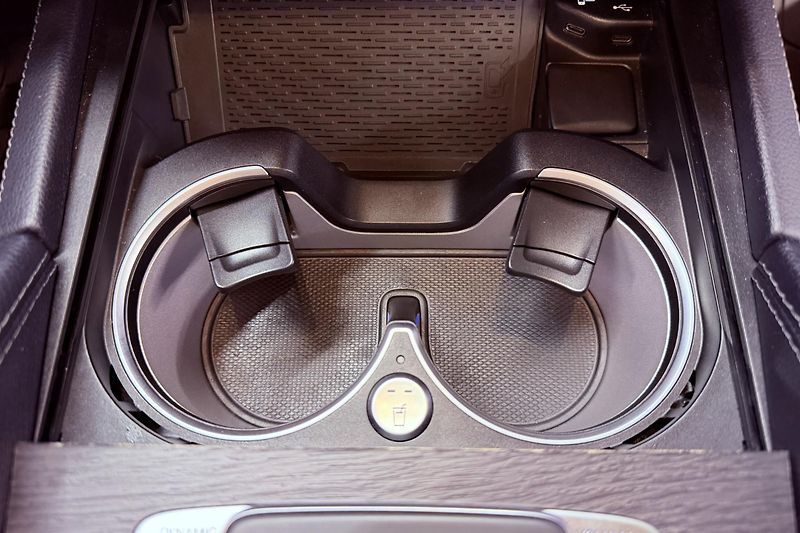 Mercedes-Benz GLS (2019) GLS 400d 4Matic AMG Line - fotka 45 z 111