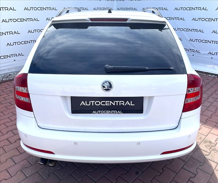 Škoda Octavia 1,8 TSi,118kW,RS paket - fotka 5 z 20
