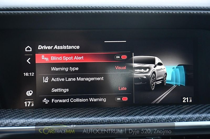 Alfa Romeo Stelvio 2.9V6 Bi-T.382 kW QUADRIFOGLIO - fotka 43 z 56