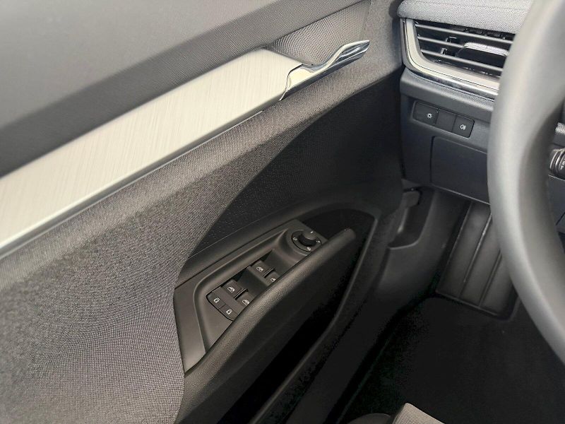 Škoda Enyaq (2024) Tour iV 50 125 kW / 55 kWh - fotka 7 z 26