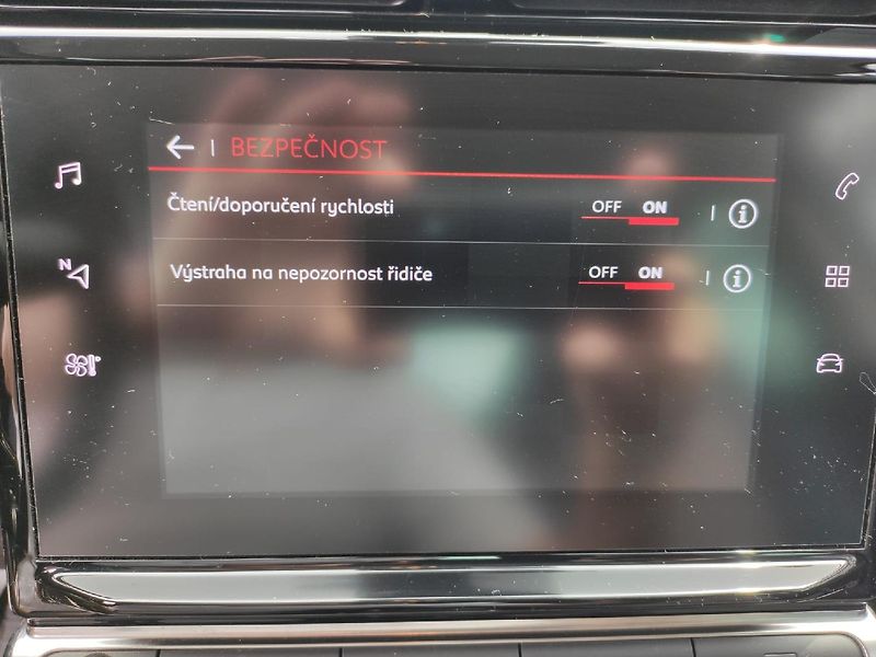 Citroën C3 Aircross (2022) 1.2 110k MAN6 záruka 1majitel - fotka 16 z 31
