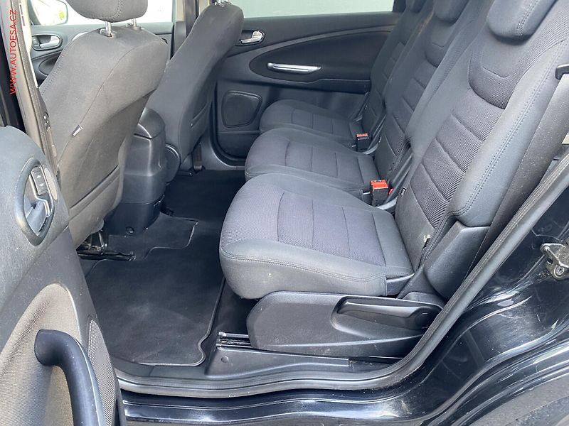 Ford S-MAX (2012) 2.0TDCi, Panor, AC - fotka 10 z 20