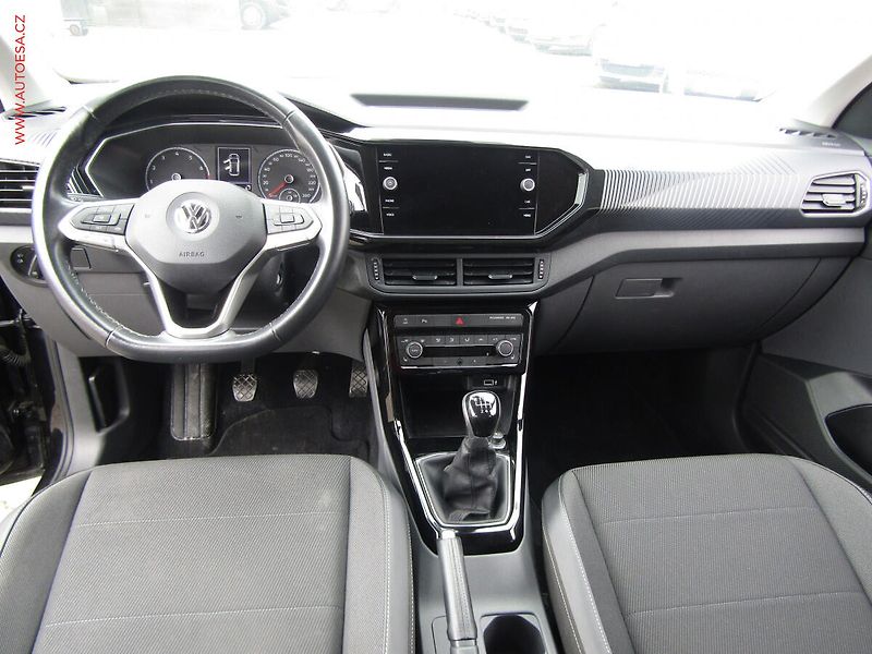 Volkswagen T-Cross (2020) 1.0 TSi, Style, LED, navi - fotka 8 z 19