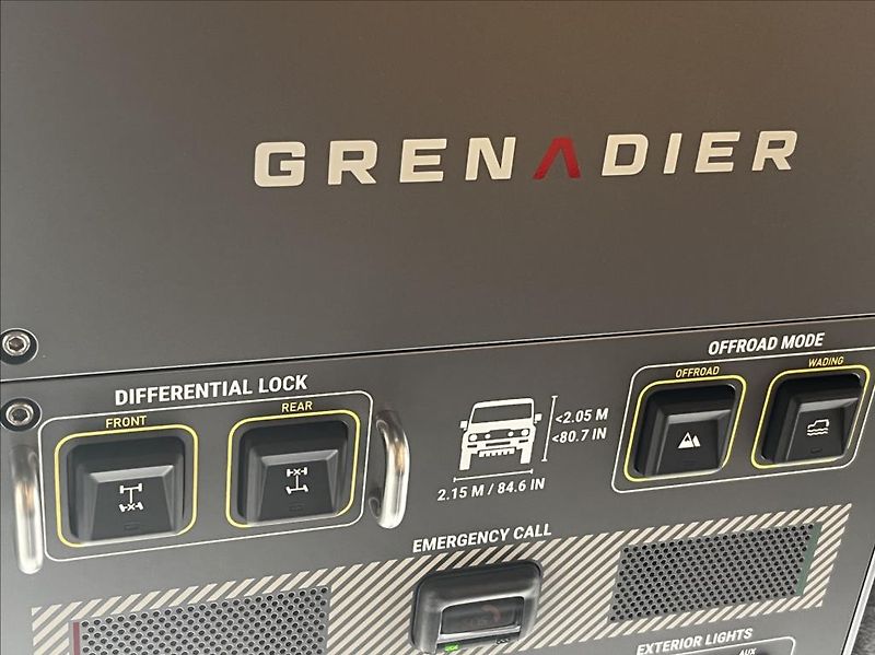 INEOS Grenadier (2025) 3,0 DETOUR EDICE 1/200 - fotka 17 z 45