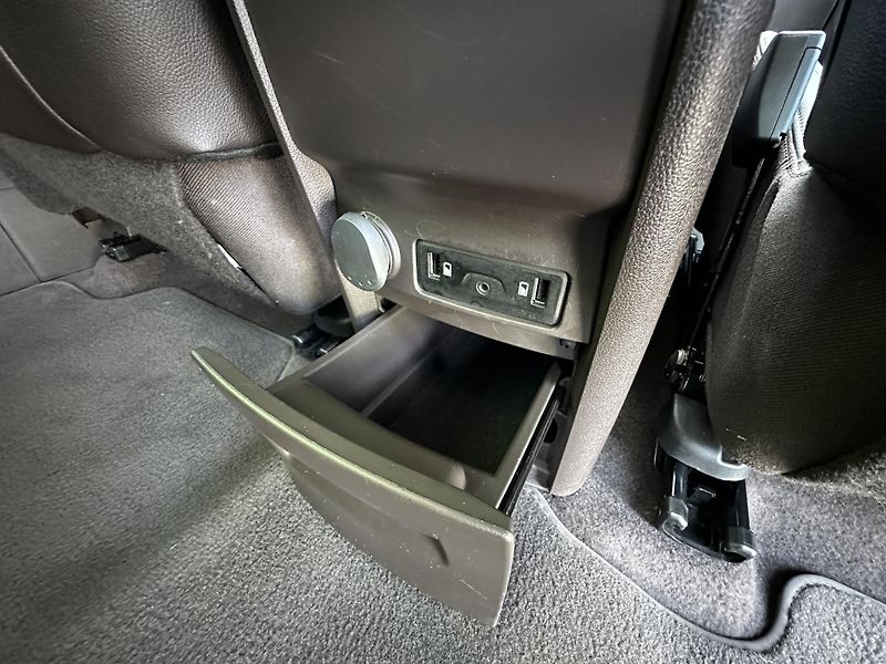 Renault Espace (2016) 1.6DCi/118Kw * 7.Míst *AUTOMAT - fotka 31 z 43