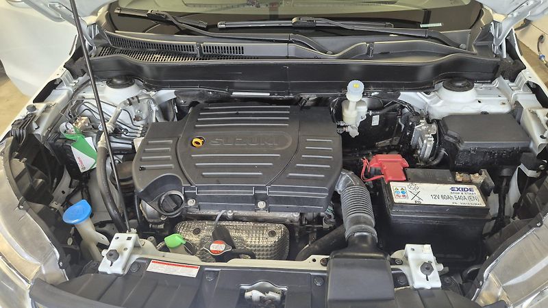 Suzuki Vitara 1.6 16V  COMFORT 4x4 - fotka 8 z 13