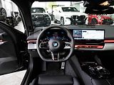 BMW Řada 5 520d xDrive M-Sport DrivAs+ HK - náhled 13
