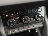 Škoda Karoq 2.0TDi, 2x kola, DSG, 4x4 - náhled 15
