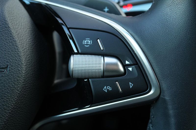 Škoda Superb 2.0 TSI, L&K, ČR, 4x4, Záruka - fotka 18 z 43