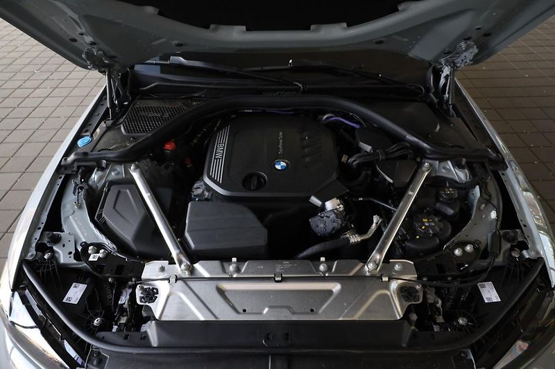 BMW Řada 4 420d xDrive Gran Coupe - fotka 9 z 17