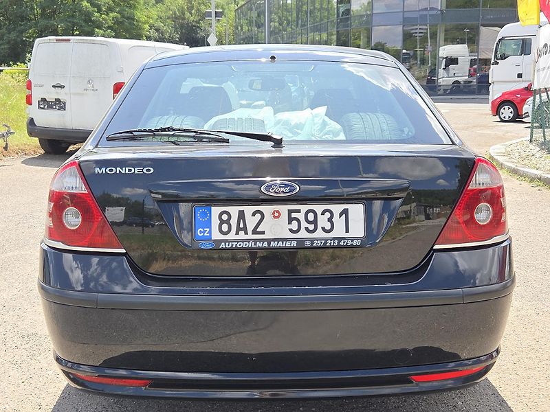 Ford Mondeo 1,8i  - fotka 5 z 10