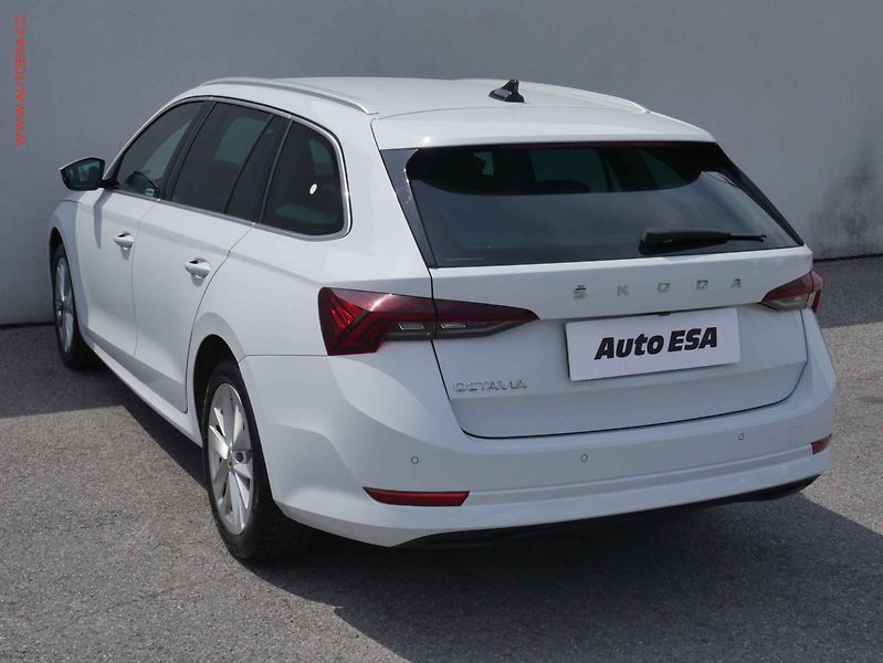 Škoda Octavia (2021) 2.0TDi, ČR, DSG - fotka 6 z 17