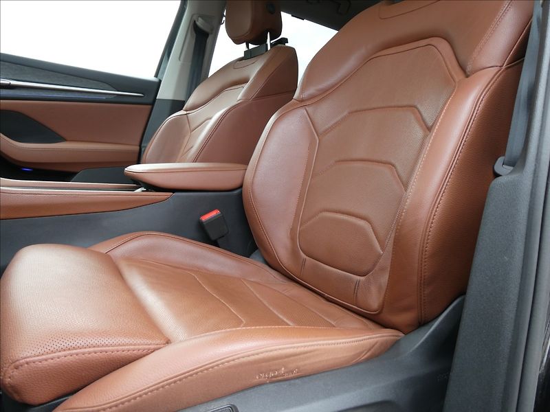 Škoda Kodiaq 2,0 TDI 142kW Excl. Selection - fotka 33 z 45