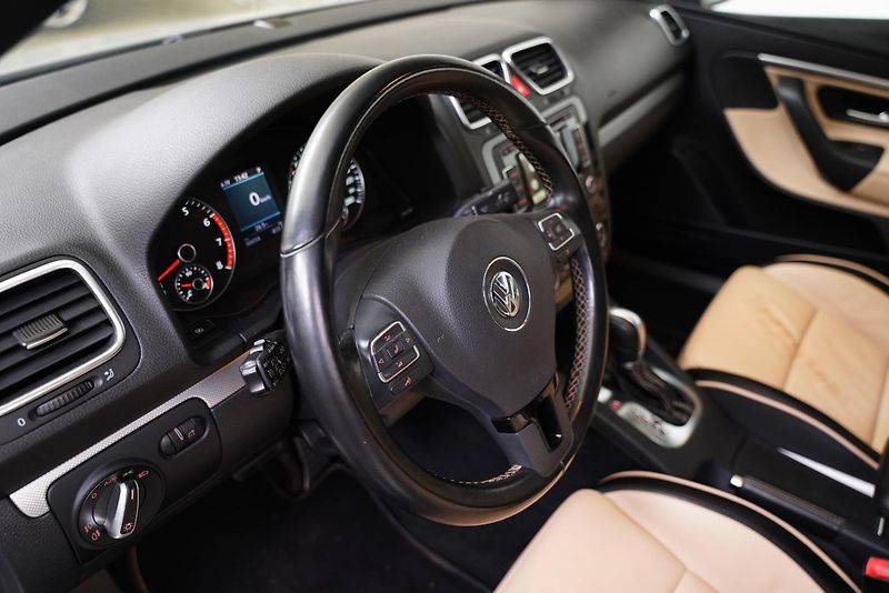 Volkswagen EOS - fotka 14 z 25
