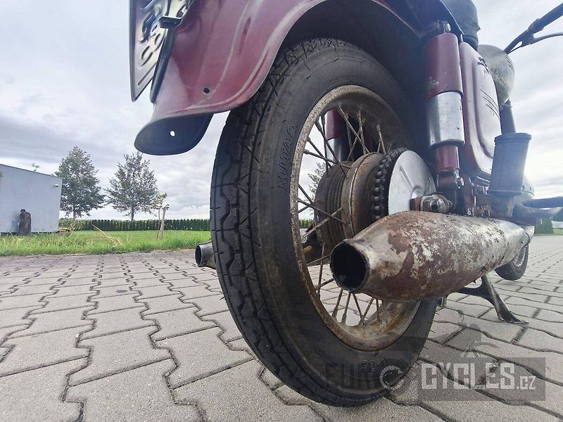 Jawa 250/353 (1961) - fotka 10 z 11