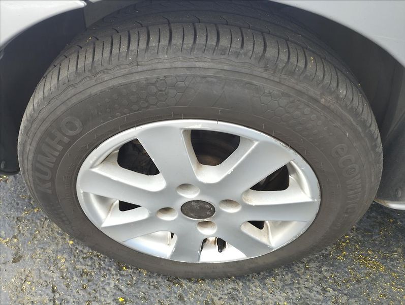 Mazda 2 1,2 - fotka 13 z 14