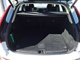 Volvo XC60 Momentum Pro B4 AWD 145kW - náhled 10