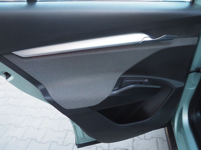 Škoda Enyaq (2021) 60 (132 kW) Suite - fotka 11 z 36
