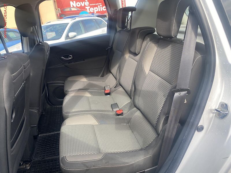 Renault Scénic (2013) 1.2TCe, AC, navi - fotka 10 z 13
