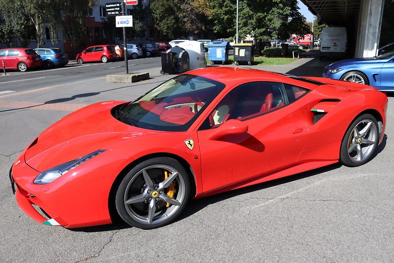 Ferrari 488 (2019) 488 GTB | 1. Majitel | ČR  - fotka 22 z 75