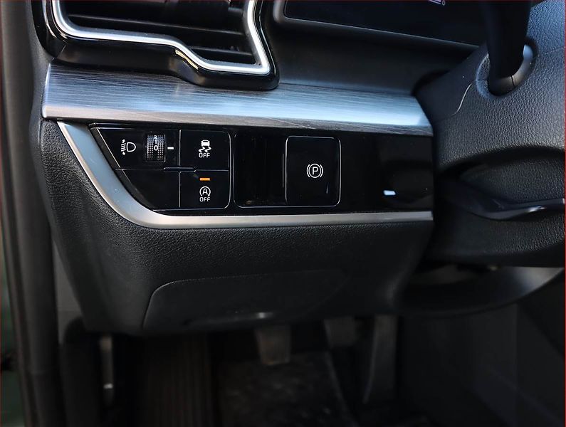 Kia Sportage (2022) 1.6 T-GDI MHEV - fotka 20 z 23