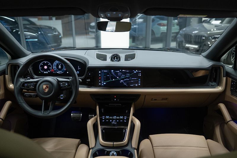 Porsche Cayenne (2025) S COUPÉ 4.0 V8 349KW VZDUCH TZ - fotka 24 z 52