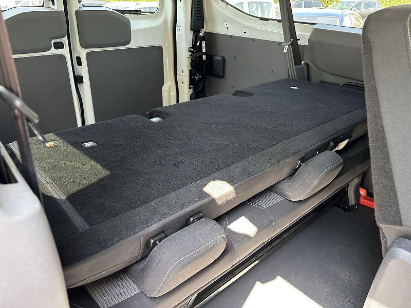 Volkswagen Transporter (2025) 2.0 TDI 4Motion DSG - fotka 23 z 30