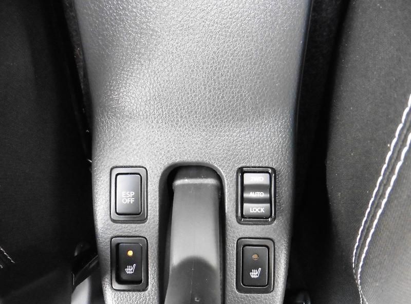 Suzuki SX4 1,6 VVTi Style 4x4 Navi 1.maj. - fotka 12 z 16