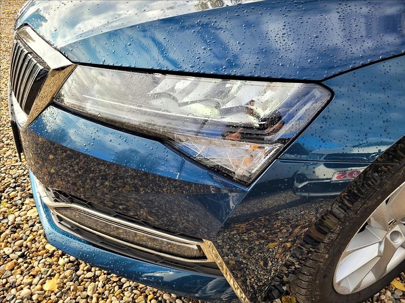 Škoda Superb 1,4 TSI,PHEV,DSG,LED,NAVI,VÝHŘ - fotka 45 z 47