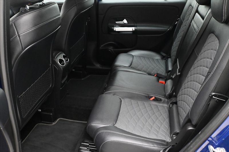 Mercedes-Benz GLB 2,0 220d 140kW 4MATIC Záruka a - fotka 14 z 31