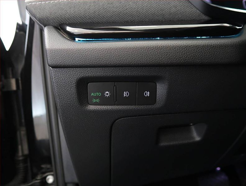 Škoda Octavia (2022) 2.0 TDI, Automat, ČR,1.maj - fotka 27 z 28