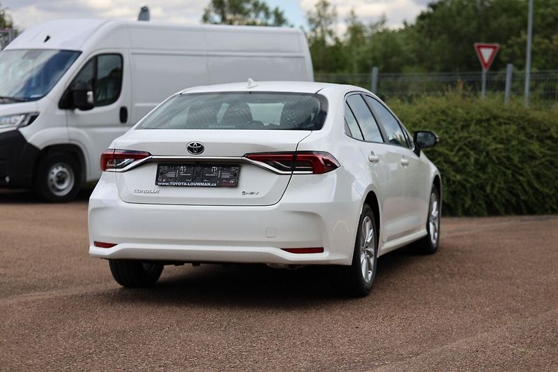Toyota Corolla Sedan Comfort Limited - fotka 5 z 24