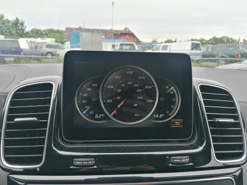 Mercedes-Benz GLE (2017) 350 CDi 4MATIC - fotka 16 z 33
