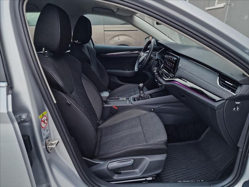 Škoda Octavia 1.5TSI 110kW Style, ČR,1.Maj. - fotka 14 z 50