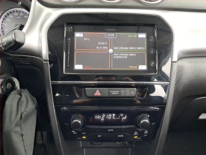 Suzuki Vitara (2018) 1.6 VVT, ČR,1.maj, Serv.kniha - fotka 12 z 18