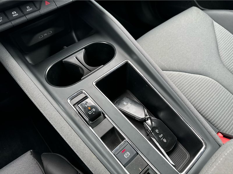 Škoda Enyaq iV 60 132/62 E1H SoH87% - fotka 18 z 27