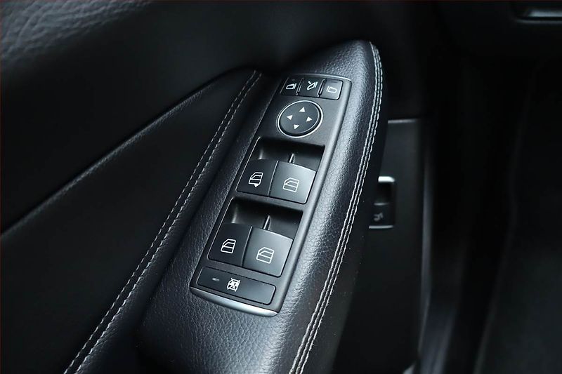 Mercedes-Benz GLE (2016) 350 d - fotka 21 z 27