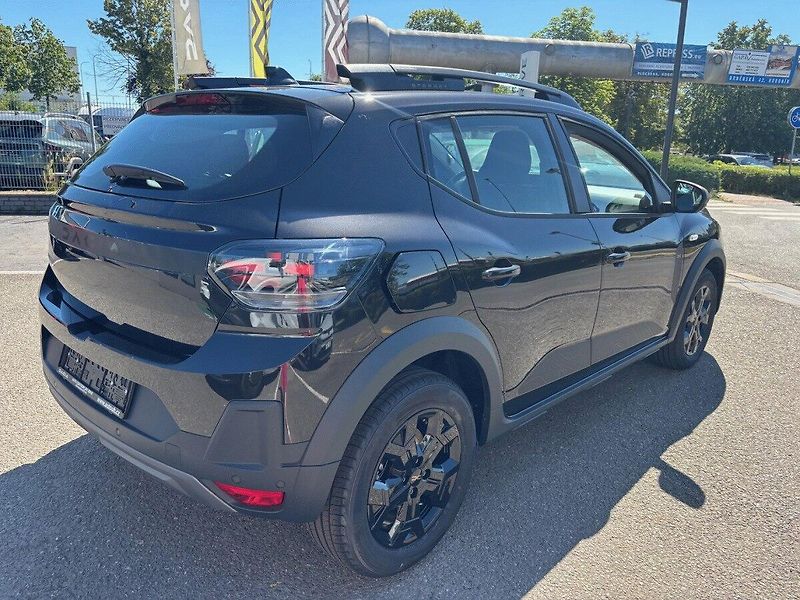 Dacia Sandero (2026) Stepway Extreme Eco-G 120 - fotka 5 z 13