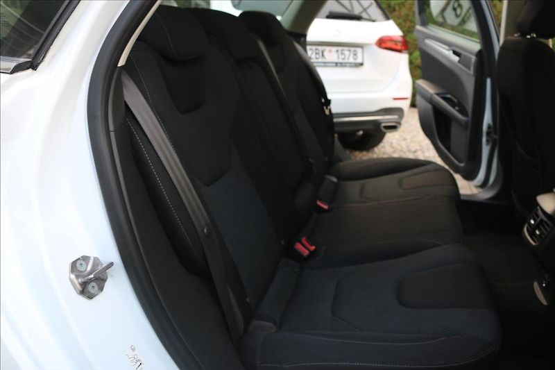 Ford Mondeo 2,0 132kw,TDi,ČR, 4x4 - fotka 41 z 50