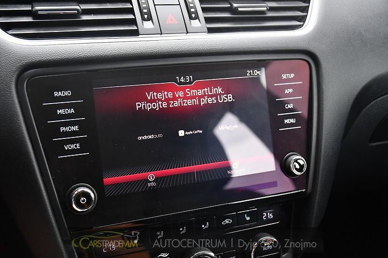 Škoda Octavia 2.0TDi STYLE EXTRA TAŽNÉ - fotka 34 z 47