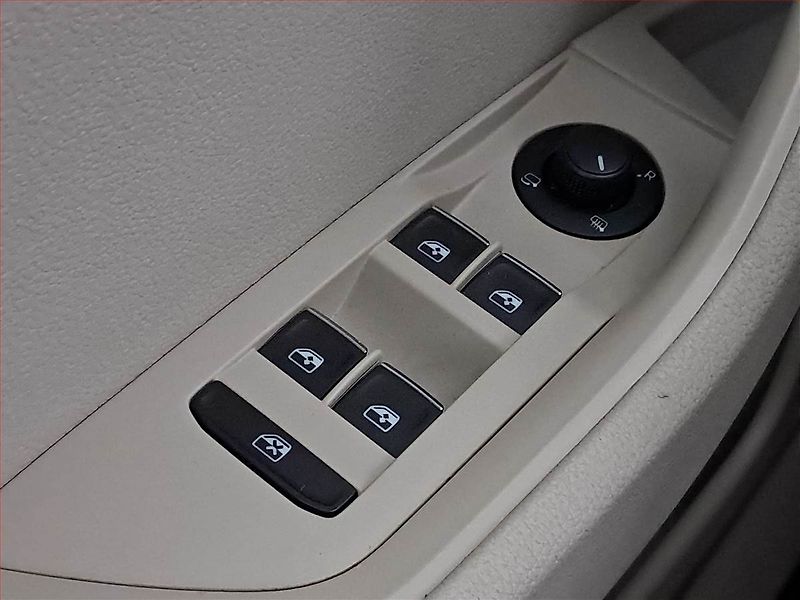 Škoda Superb (2016) 2.0 TDI 4x4, 4X4, Automat - fotka 23 z 25