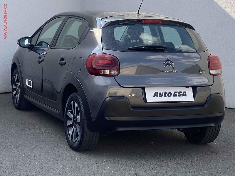 Citroën C3 (2021) 1.2 PT, Shine, navi, kamera - fotka 6 z 16