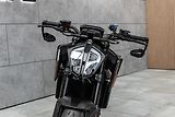 KTM 890 Duke L *AKRAPOVIC* - náhled 8