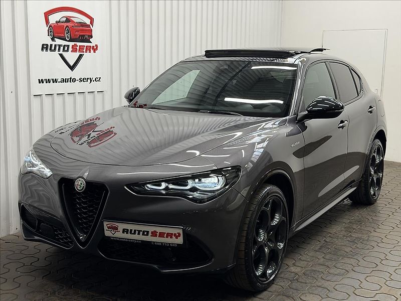 Alfa Romeo Stelvio VELOCE 206kW Q4 PANORAMA R21 - fotka 1 z 41