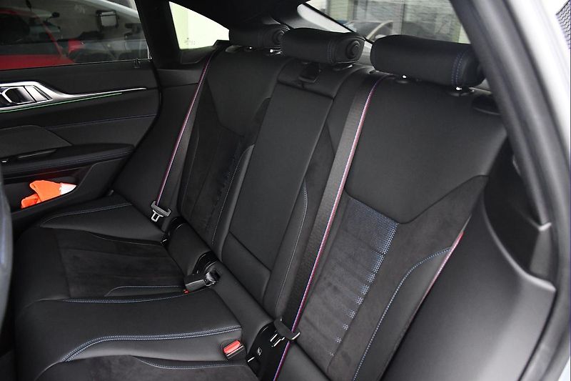 BMW i4 M50 LASER H/K 1M K360° ZÁRUKA - fotka 25 z 47