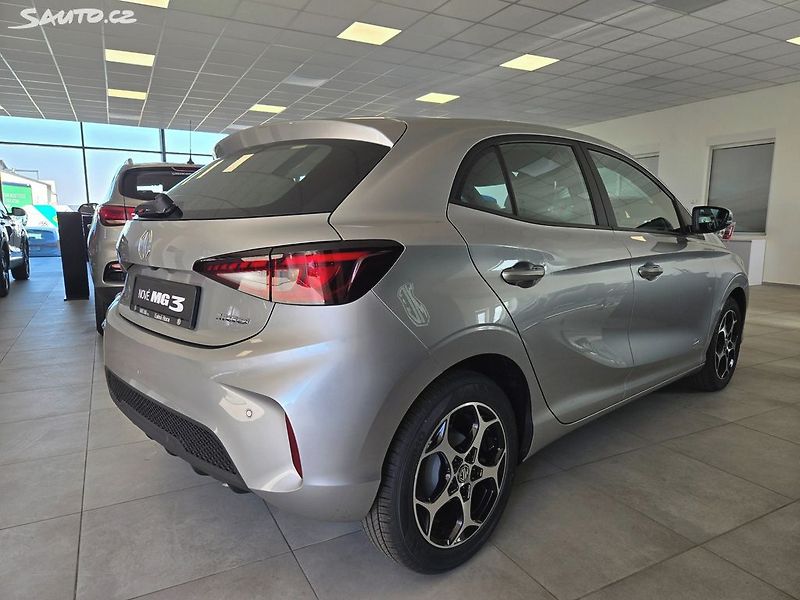 MG MG3 (2025) 1,5 ELEGANCE - fotka 4 z 8