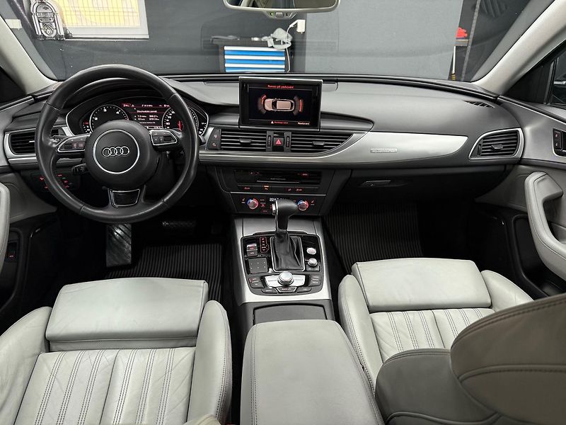 Audi A6 Allroad (2012) 3.0 TDI quattr - fotka 17 z 30