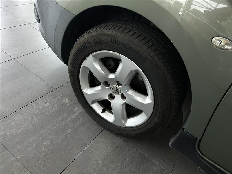 Peugeot Partner 1,6   HDi,PŮVOD ČR,SERVISKA - fotka 19 z 19